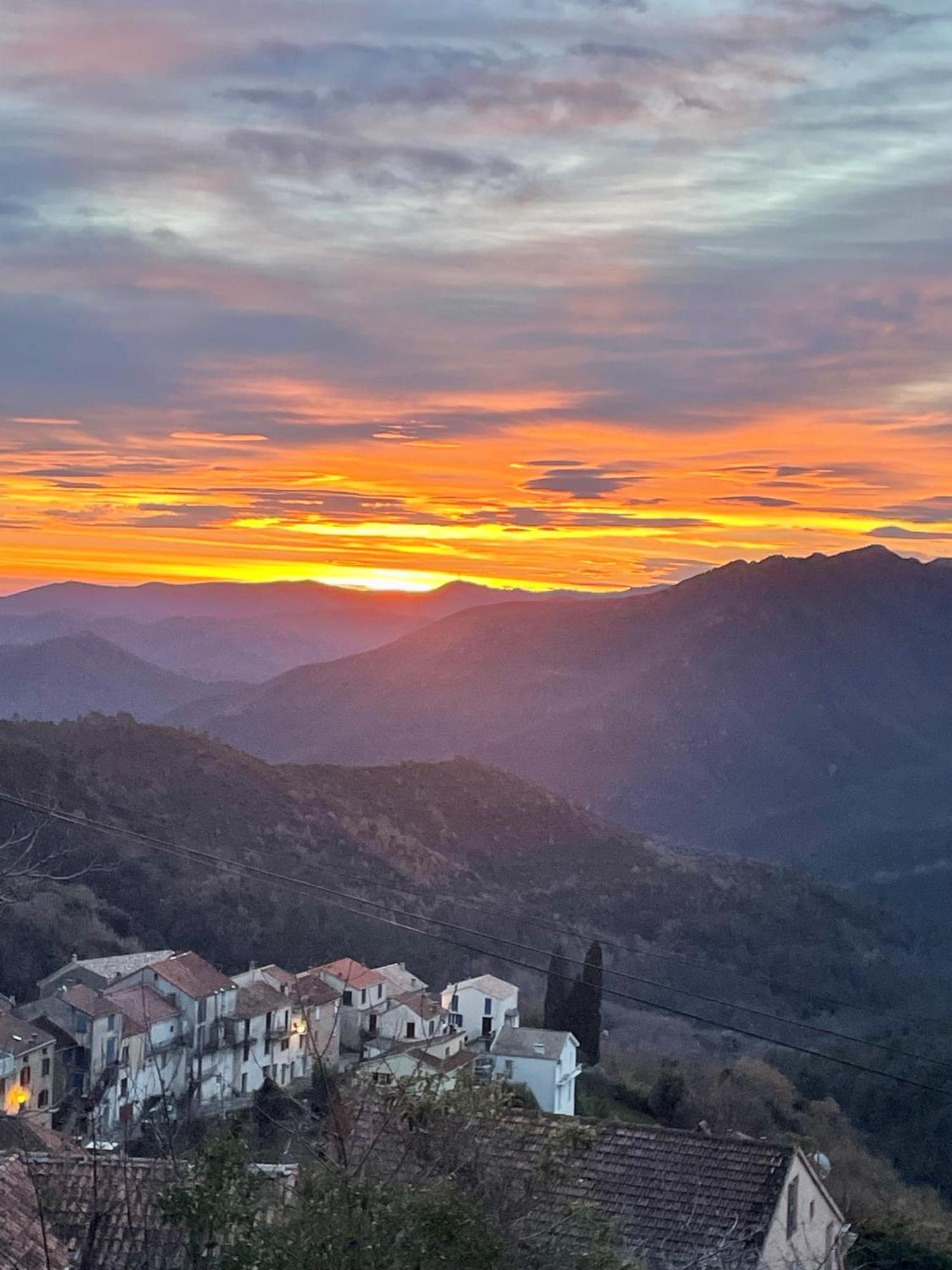 Отель L'Alba Di Suffia Chb Double Венако Экстерьер фото